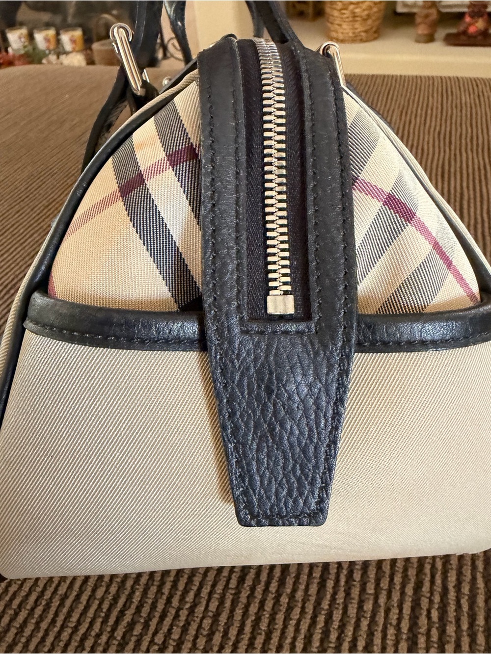 Burberry Nova Check Satchel Jacquard Leather Handbag Black Beige - Picture 11 of 16